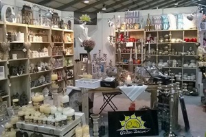 Dekorace prodávané ve vybavení od SKYWANDER